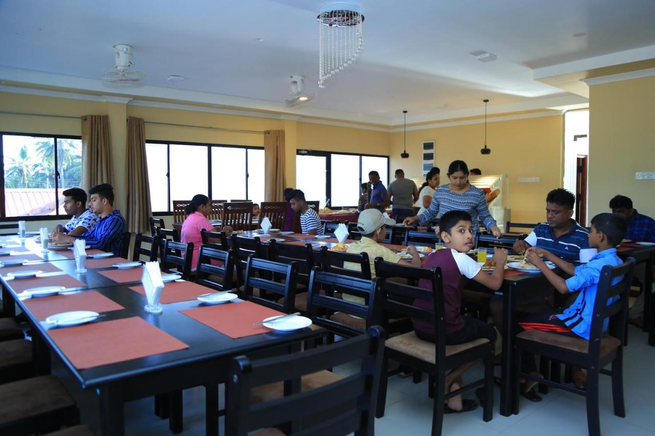 Pj Hotels Jaffna Exterior photo
