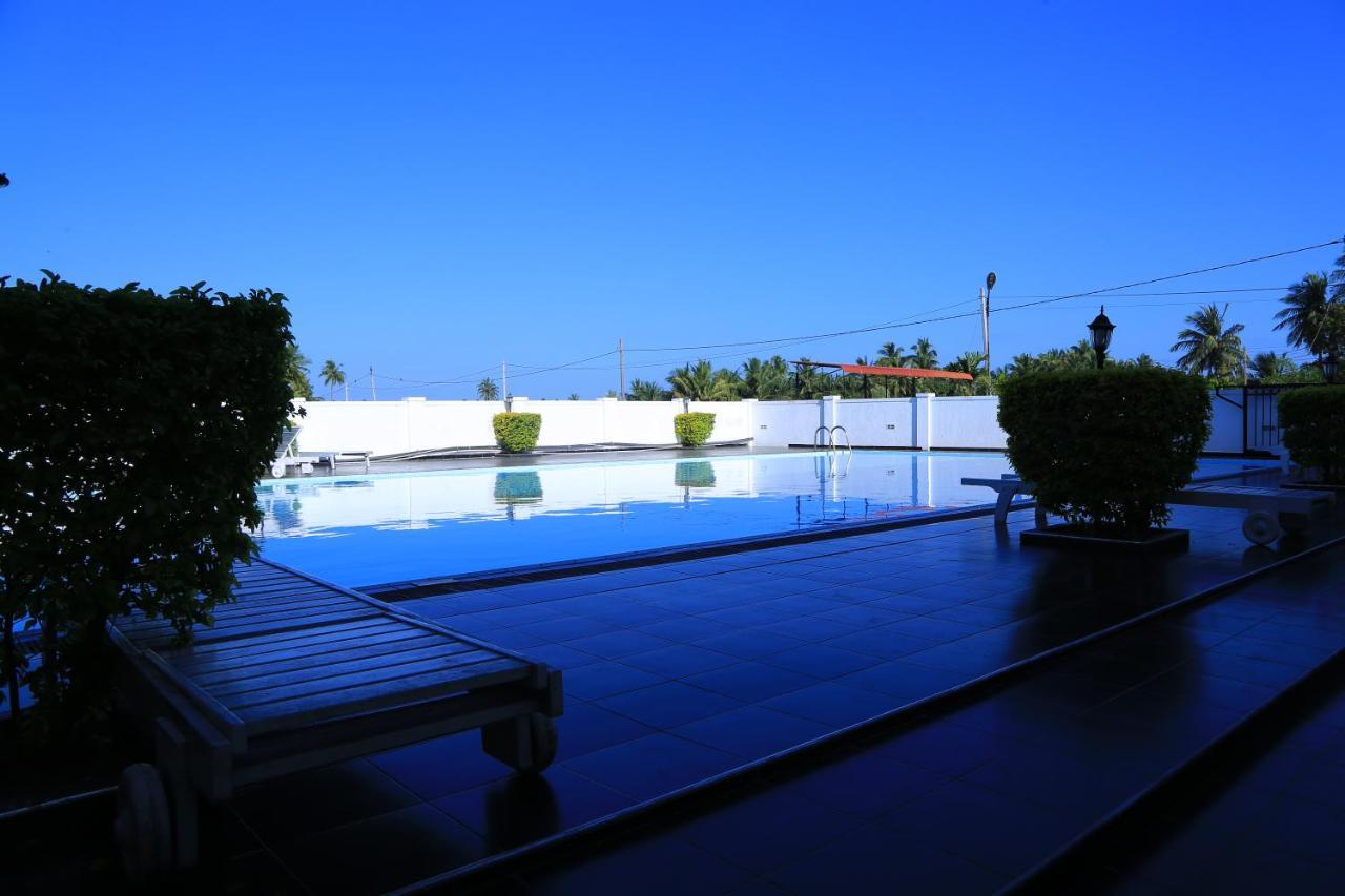 Pj Hotels Jaffna Exterior photo