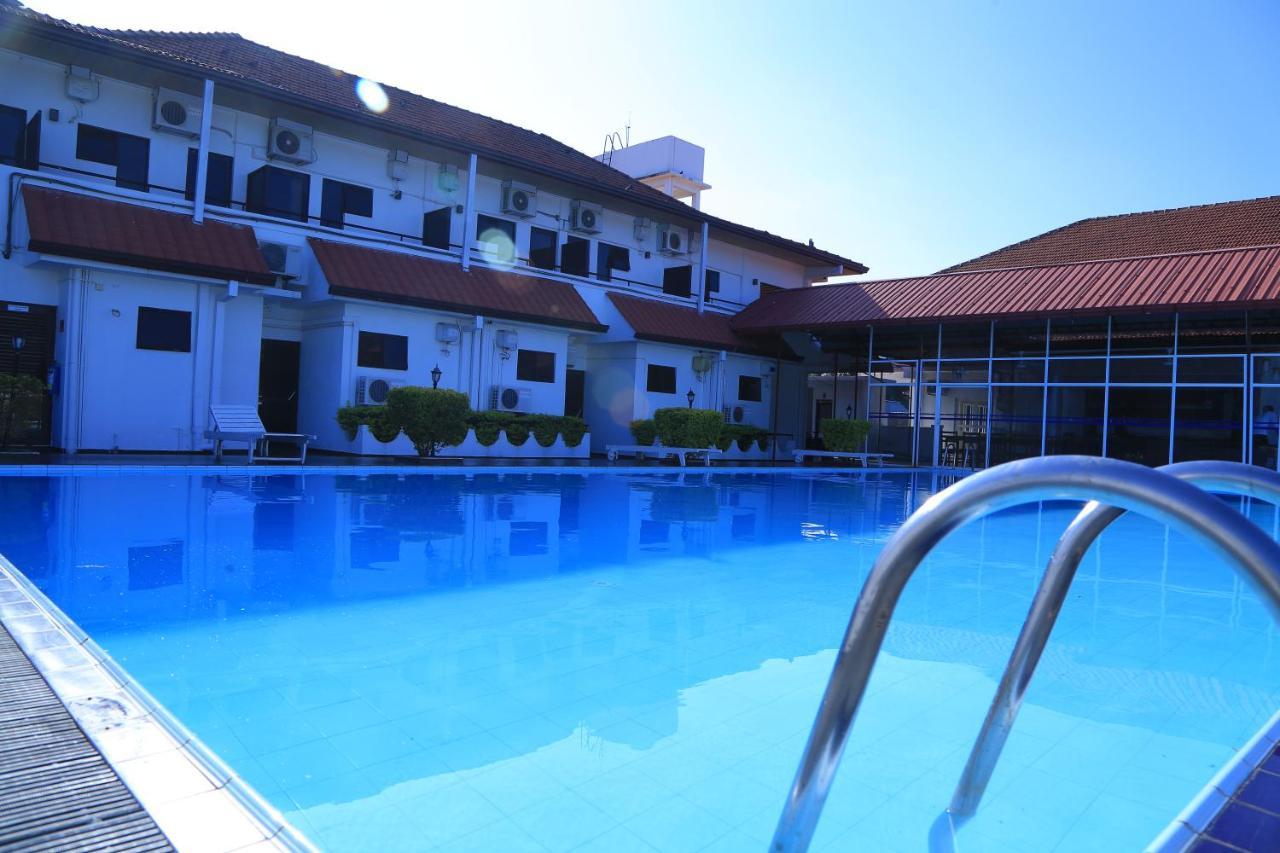 Pj Hotels Jaffna Exterior photo