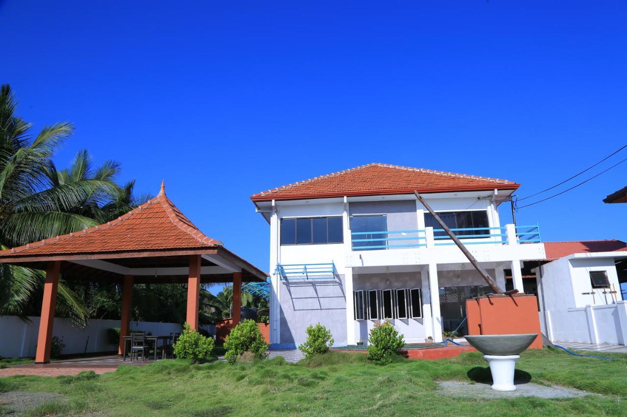 Pj Hotels Jaffna Exterior photo