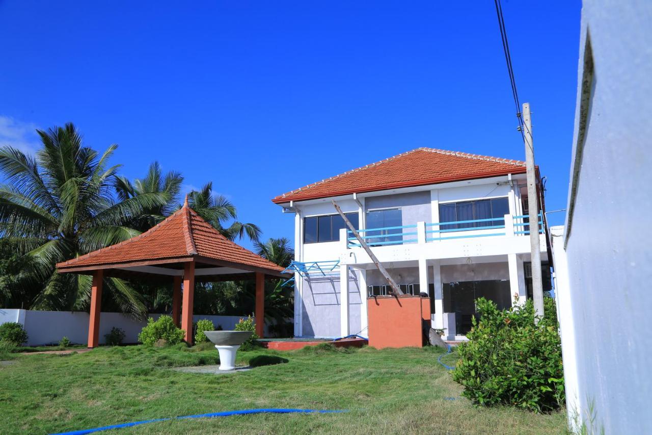 Pj Hotels Jaffna Exterior photo
