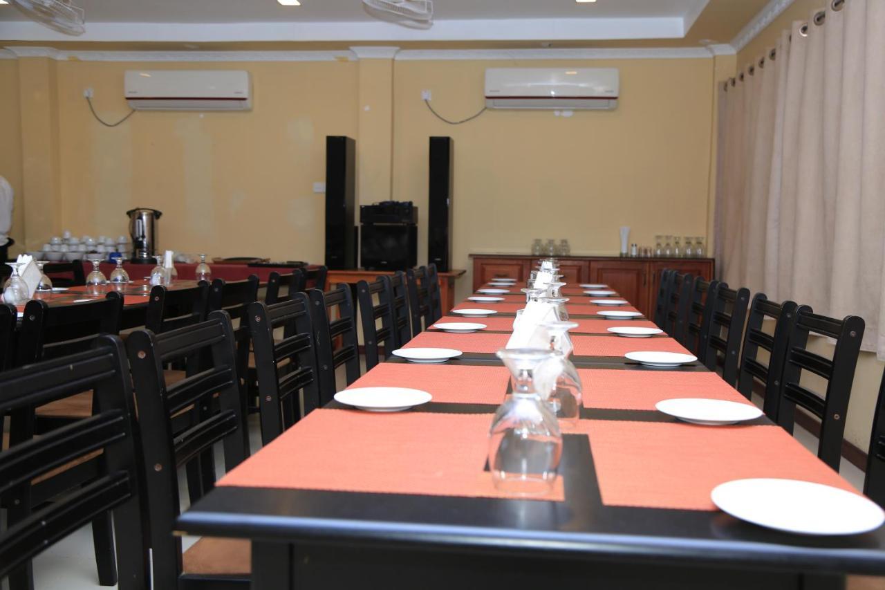 Pj Hotels Jaffna Exterior photo